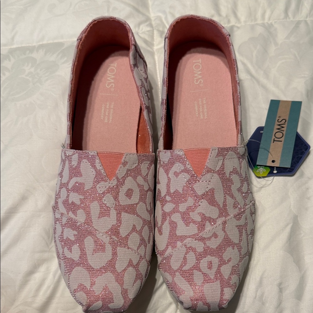 Floral TOMS Pink Slip-On Shoes - Picture 3 of 6